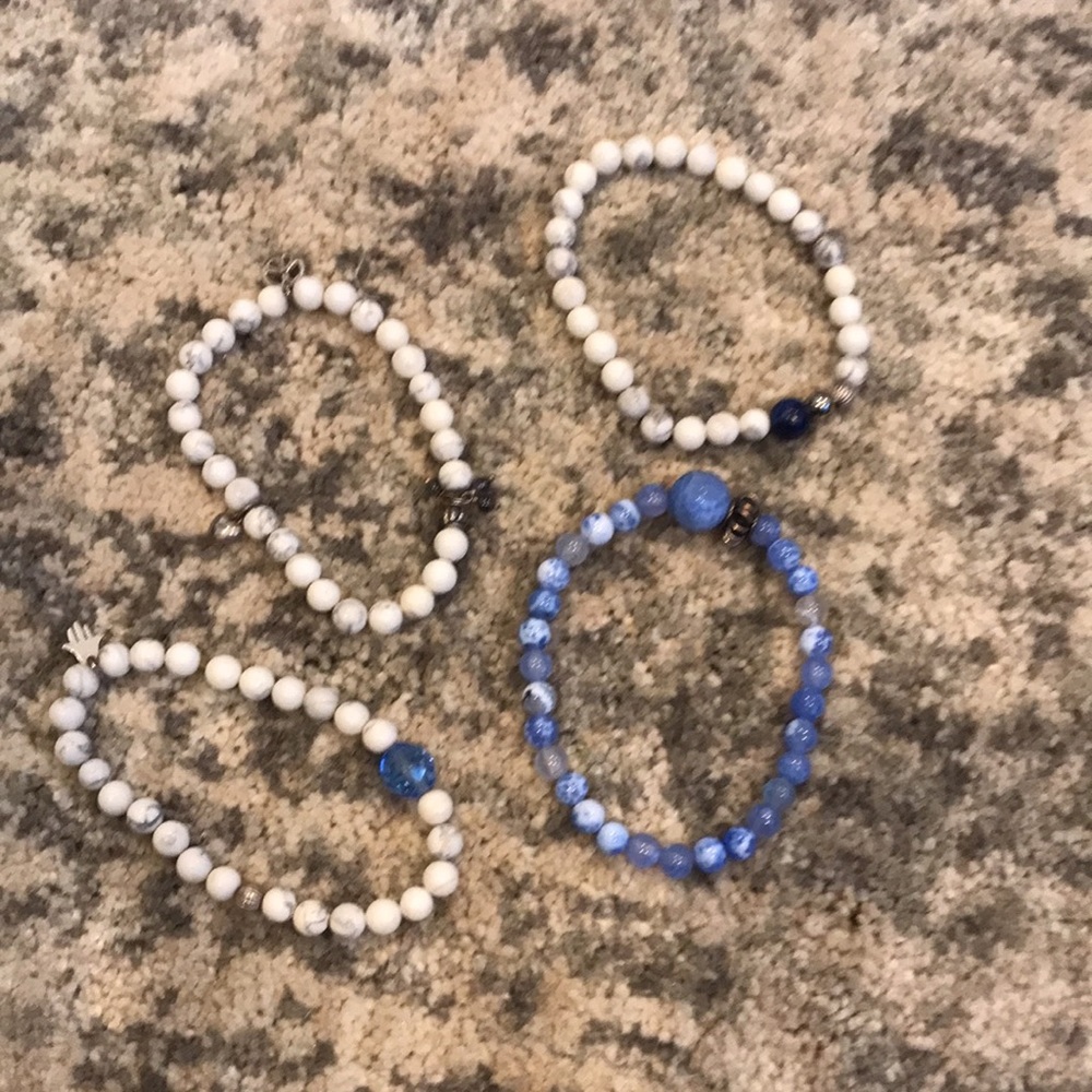 Set of four meditation bracelets - Picture 2 of 6